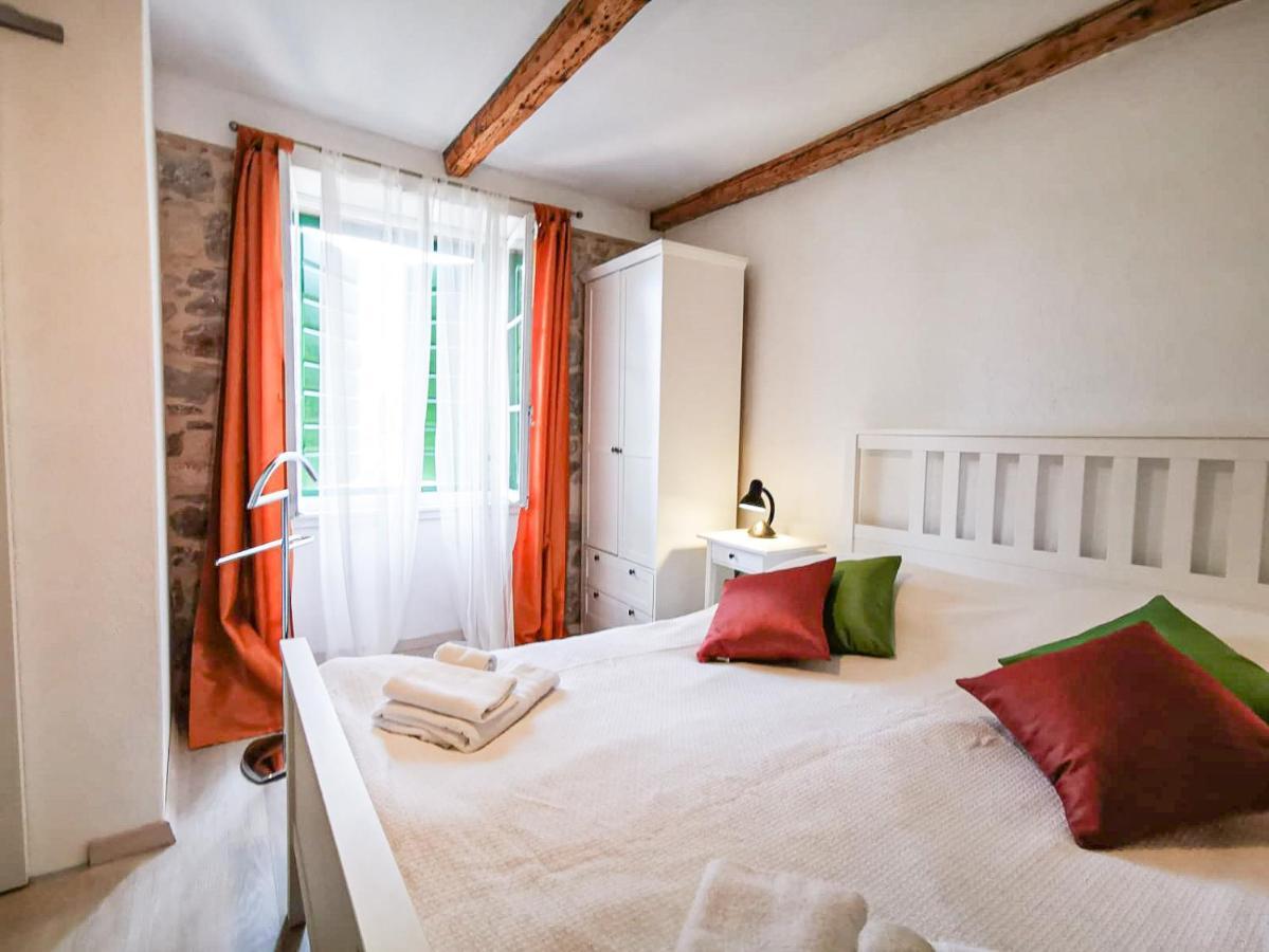 Val Comeza Hotel Komiža Kültér fotó