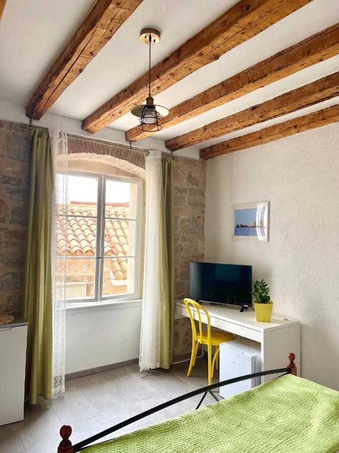 Val Comeza Hotel Komiža Kültér fotó