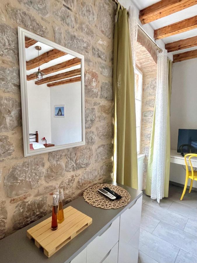Val Comeza Hotel Komiža Kültér fotó