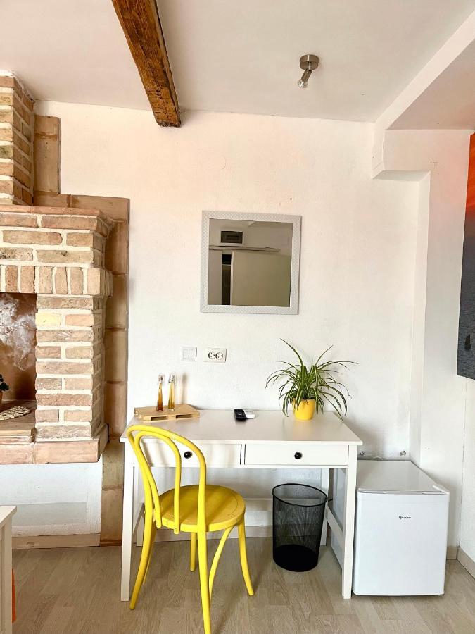 Val Comeza Hotel Komiža Kültér fotó