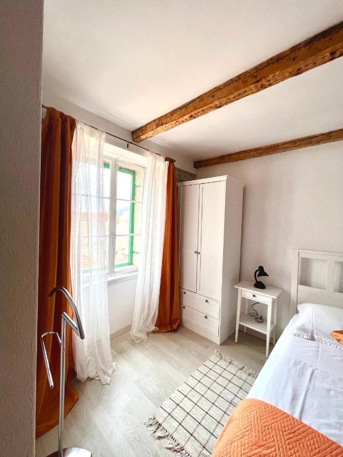 Val Comeza Hotel Komiža Kültér fotó