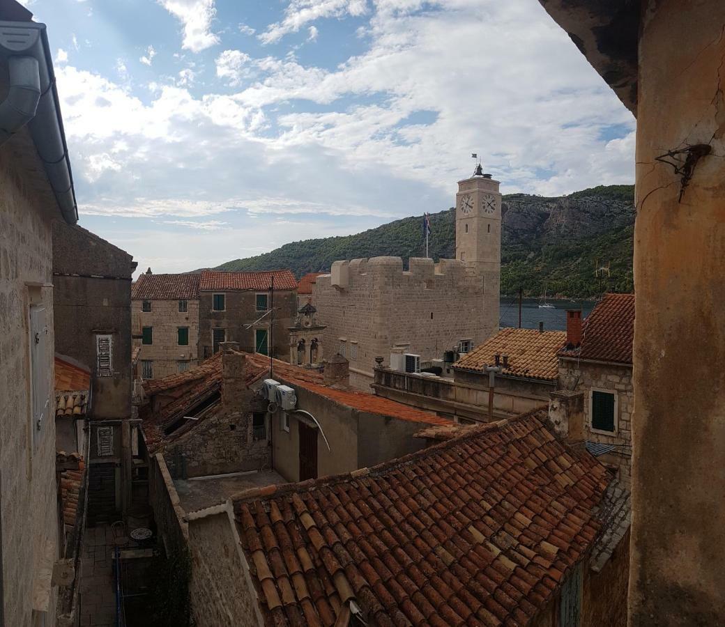 Val Comeza Hotel Komiža Kültér fotó